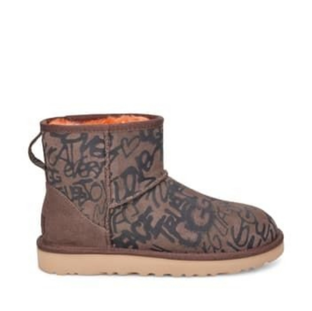 Ugg Classic genuine shearling lined graffiti boot - Picture 3 of 6